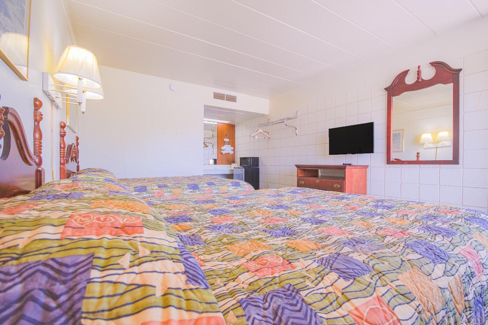 Centralia Motel Near Downtown By Oyo Bagian luar foto