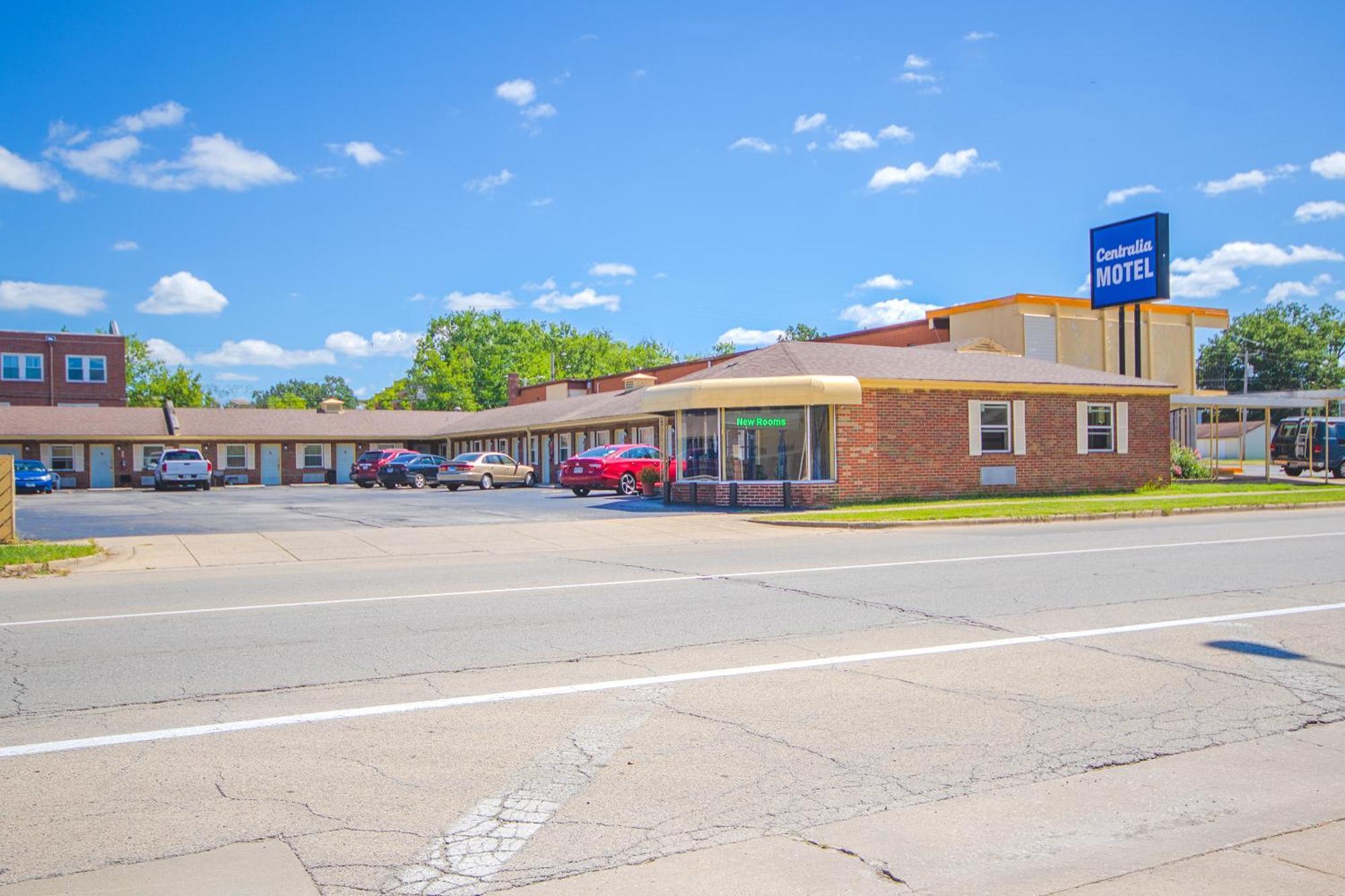 Centralia Motel Near Downtown By Oyo Bagian luar foto